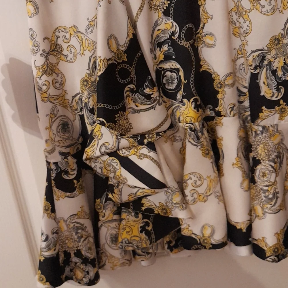 HOST PICK⚜️Bardot Short Sleeve Dress Size 12 - Picture 3 of 8